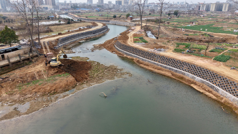 河道  修水利 农田 防汛 抗旱 农业
