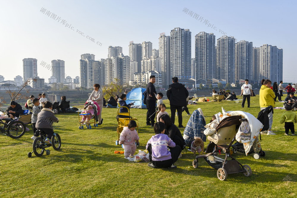 城市  休闲  游玩