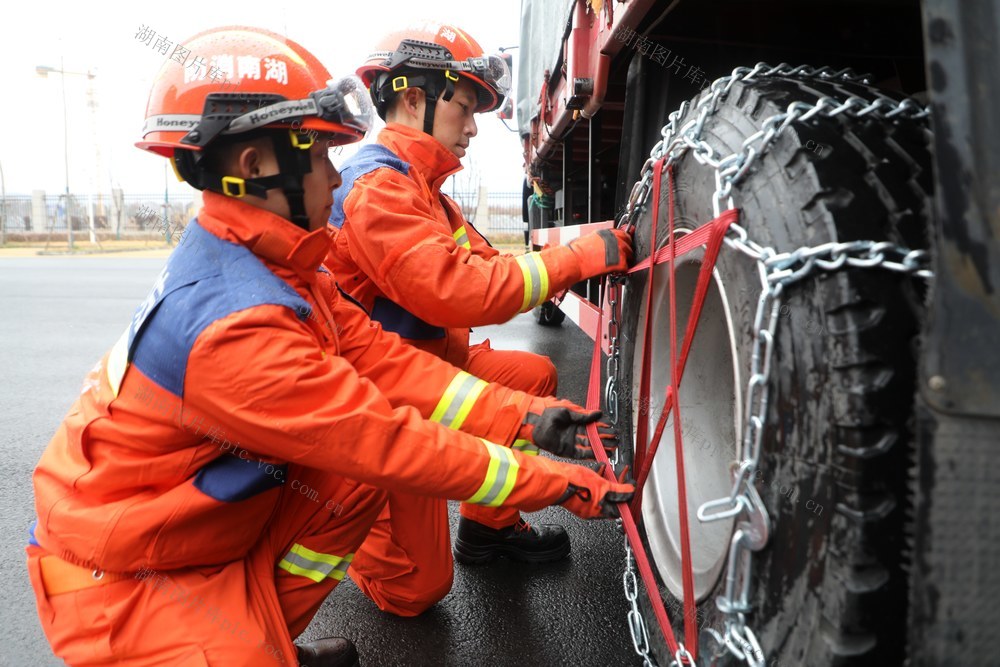 消防拉动演练 迎战 雨雪冰冻 恶劣天气