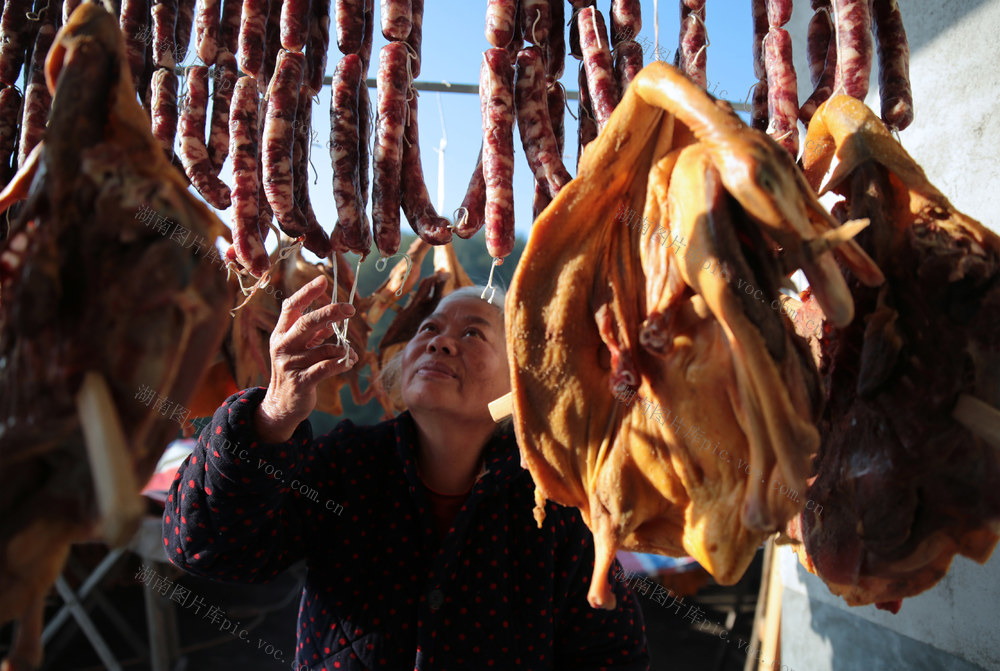 湖南桂东 腊味  年 村民 美食  山村乡野