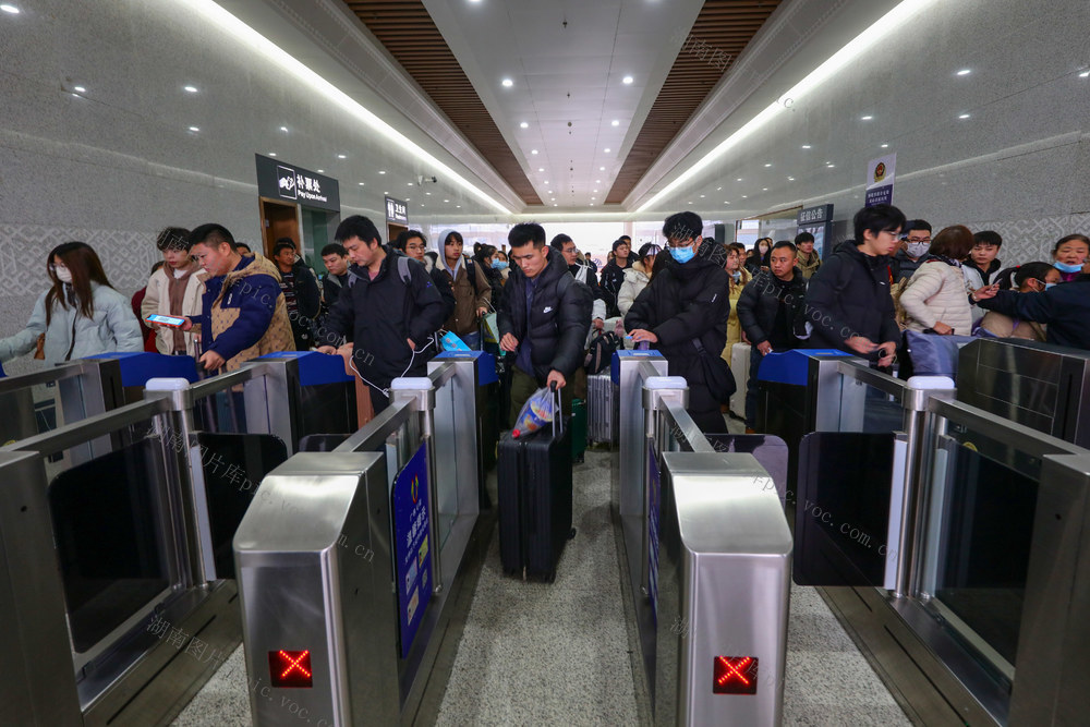 湖南，龙山，春运，启动