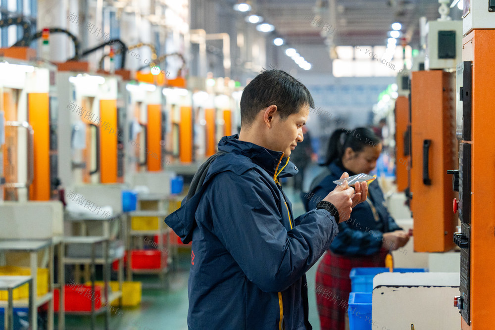 工业 忙生产 赶订单 开门红 外贸出口