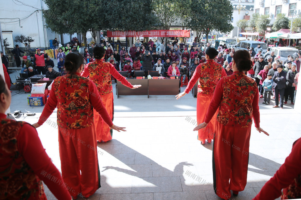 湖南桂东 戏 祝福 新春 志愿者