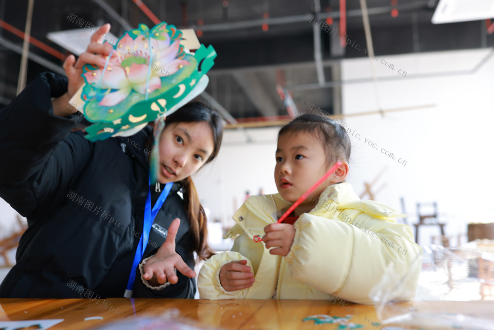 多彩寒假
侗族博物馆
文创
