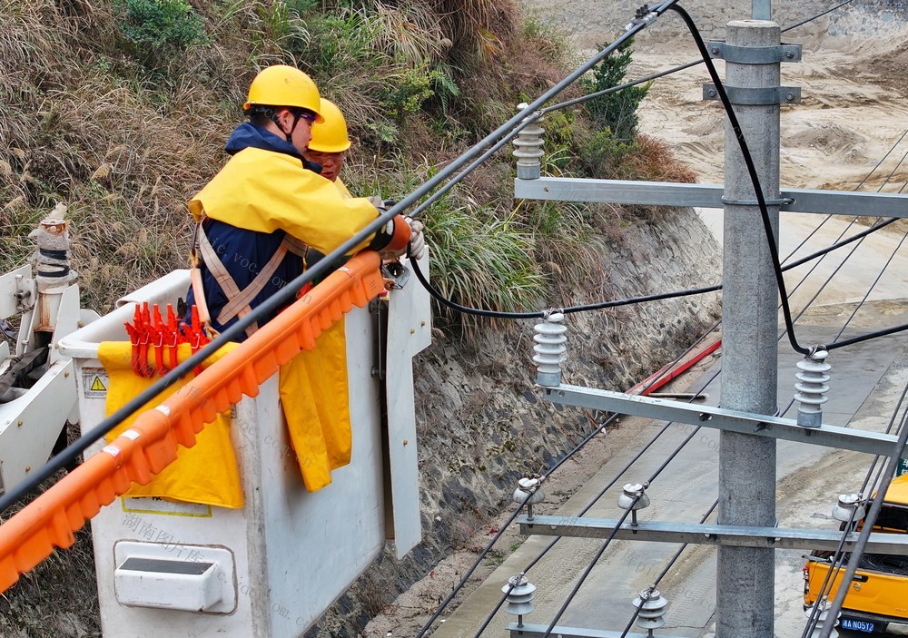 带电 作业 保障 供电