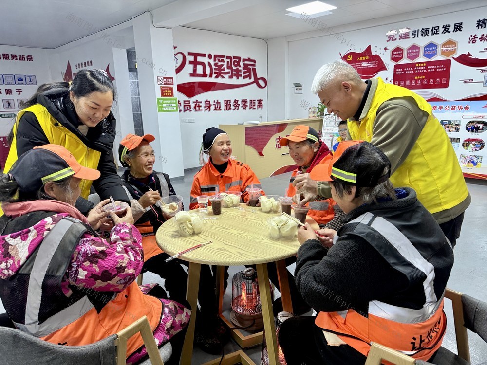 大寒里的暖心早餐
