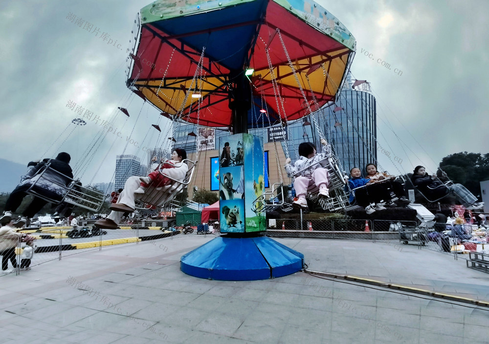 游乐 迎春 市民