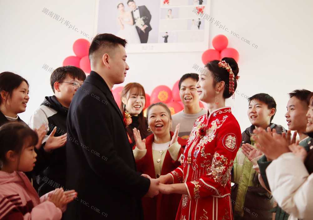 结婚  新风尚 节俭 简单 环保