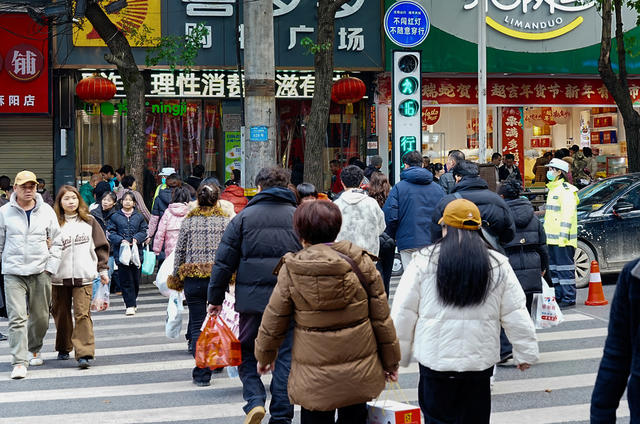 守护  万家团圆路
