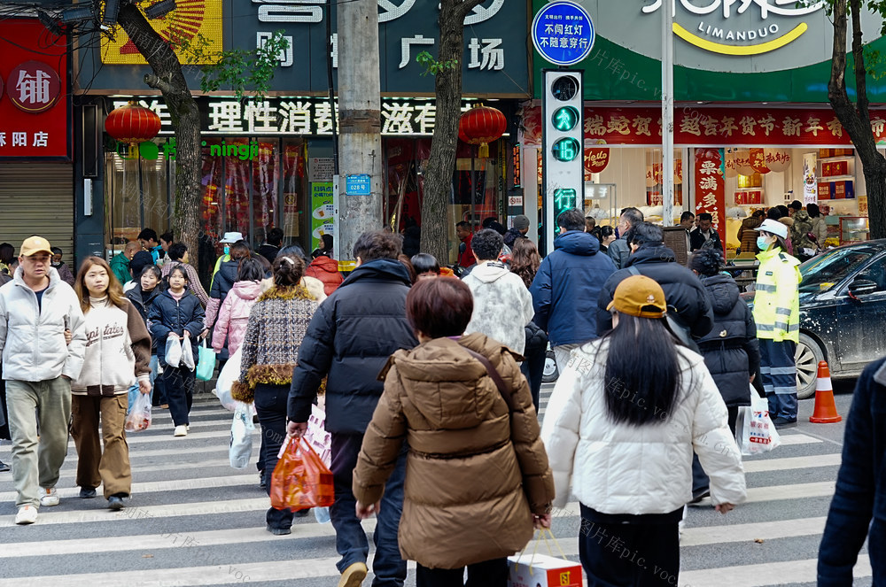 守护  万家团圆路