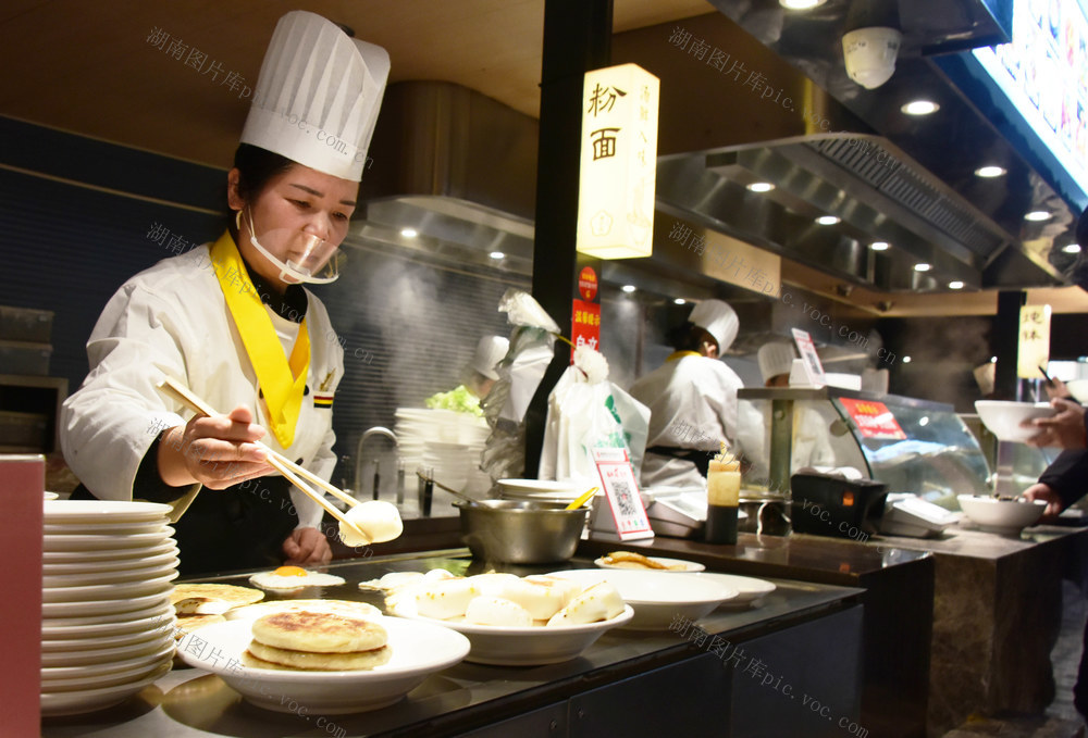 春节假期  餐饮行业  烹饪岗位  食客需求