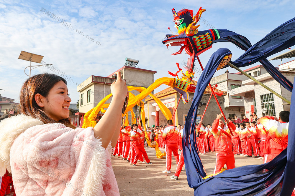 临武县--舞龙庆新年