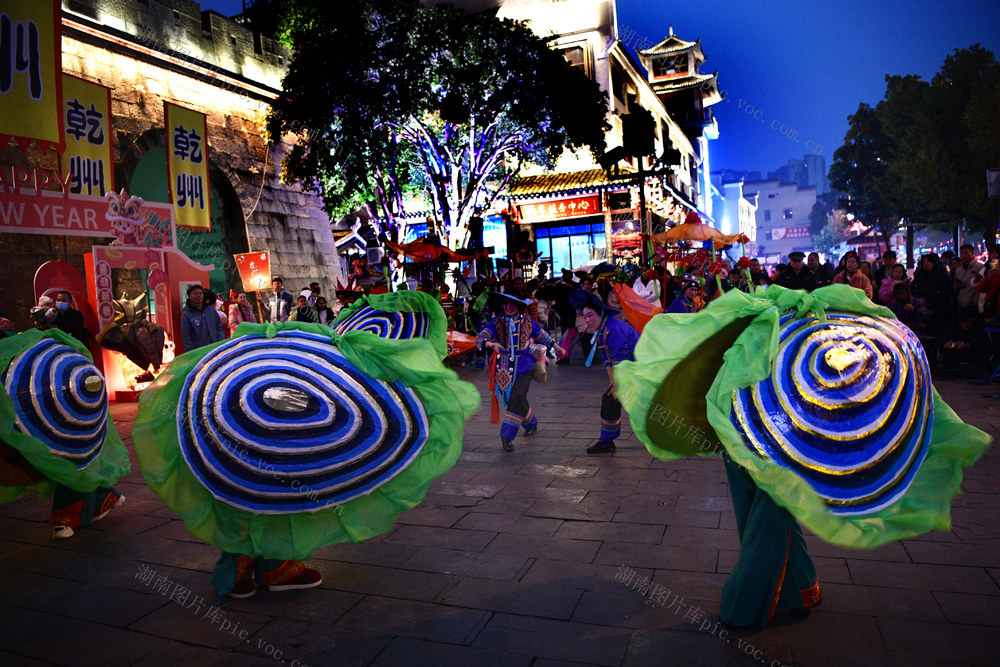 春节 非遗 表演 市民 游客 