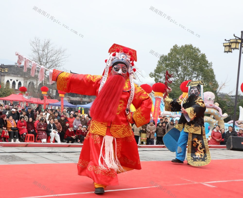 多彩“非遗”闹新春