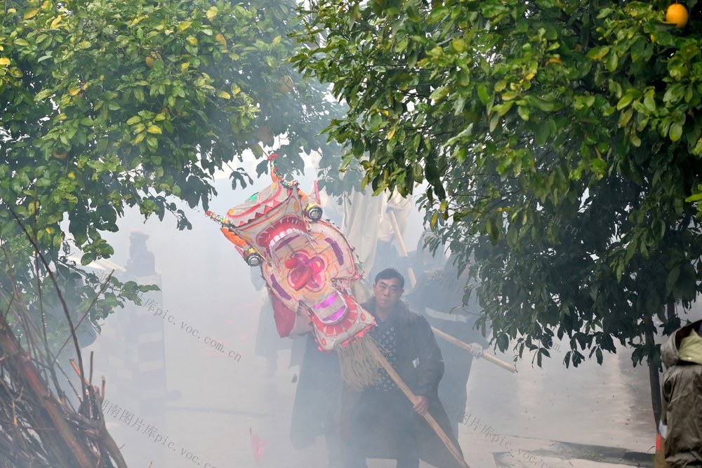 春节  新春  传统  火龙灯  拜年  非遗