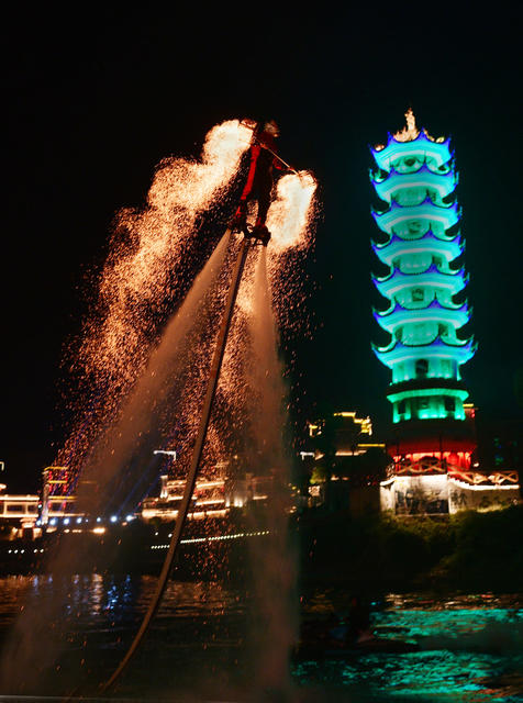 春节 非遗 市民 游客 表演