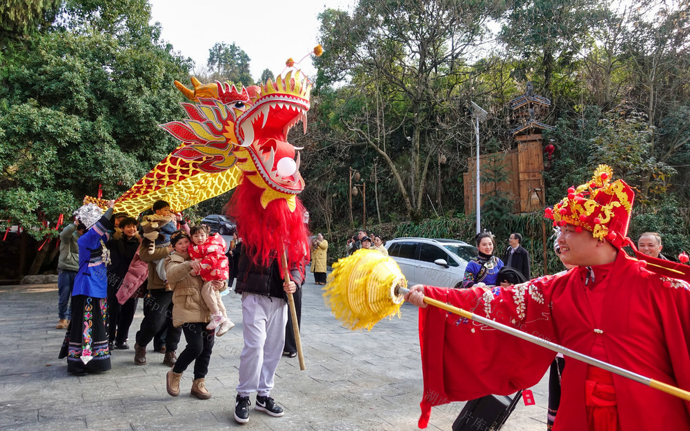 开开心心 闹新春