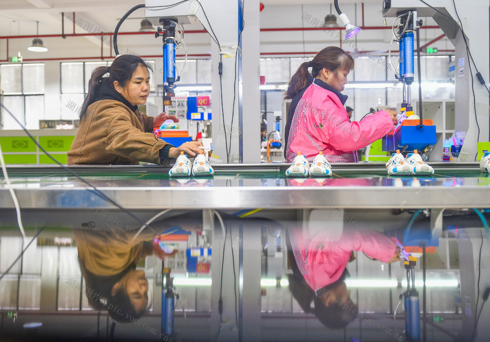 开工
新春
道县
企业