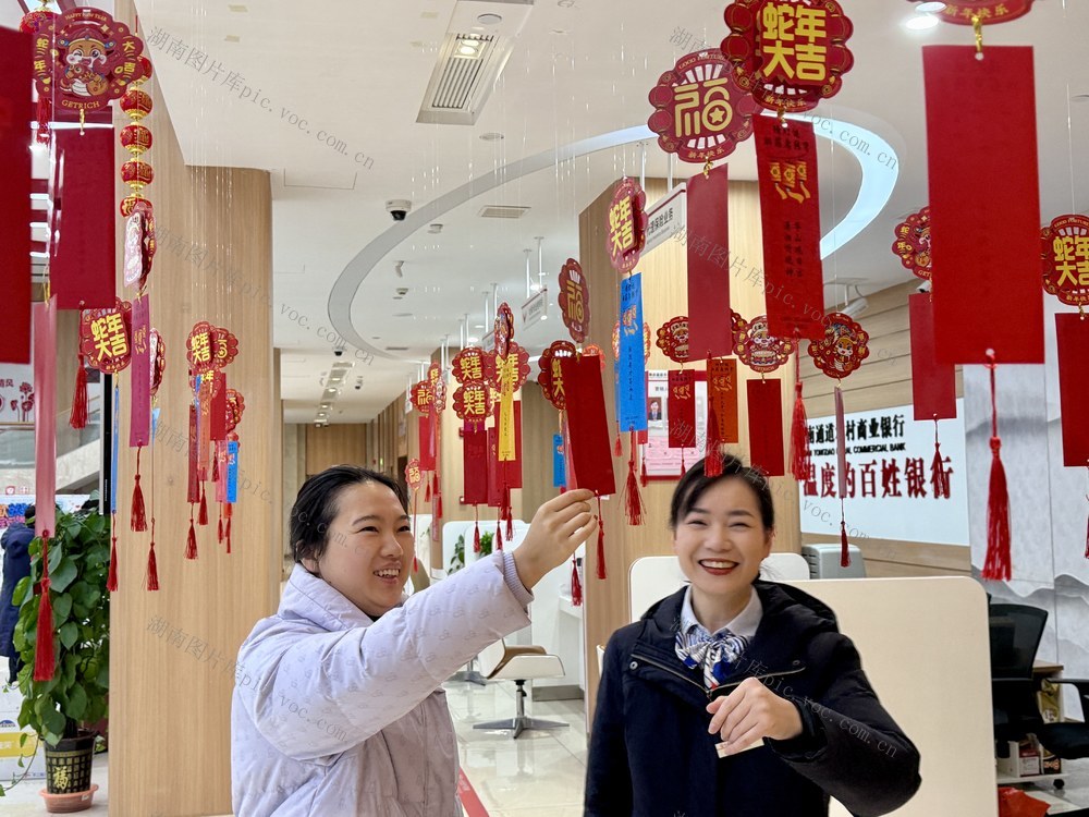 丰富节日文化生活
