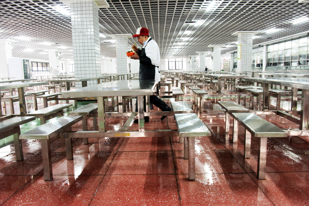 新学期  高中  食堂  清洁卫生  餐饮安全