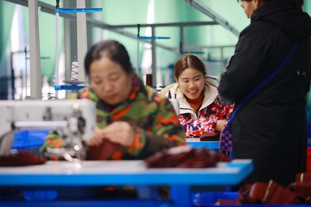 复工复产、生产、企业、产业、赶订单