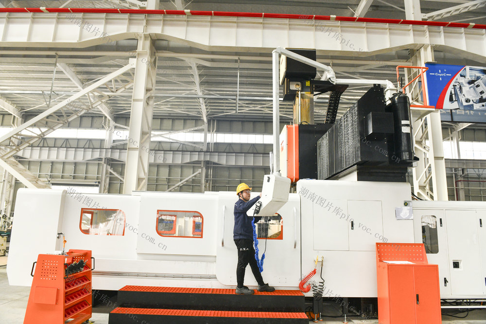 娄星产业开发区 装备制造 首季  订单 开门红