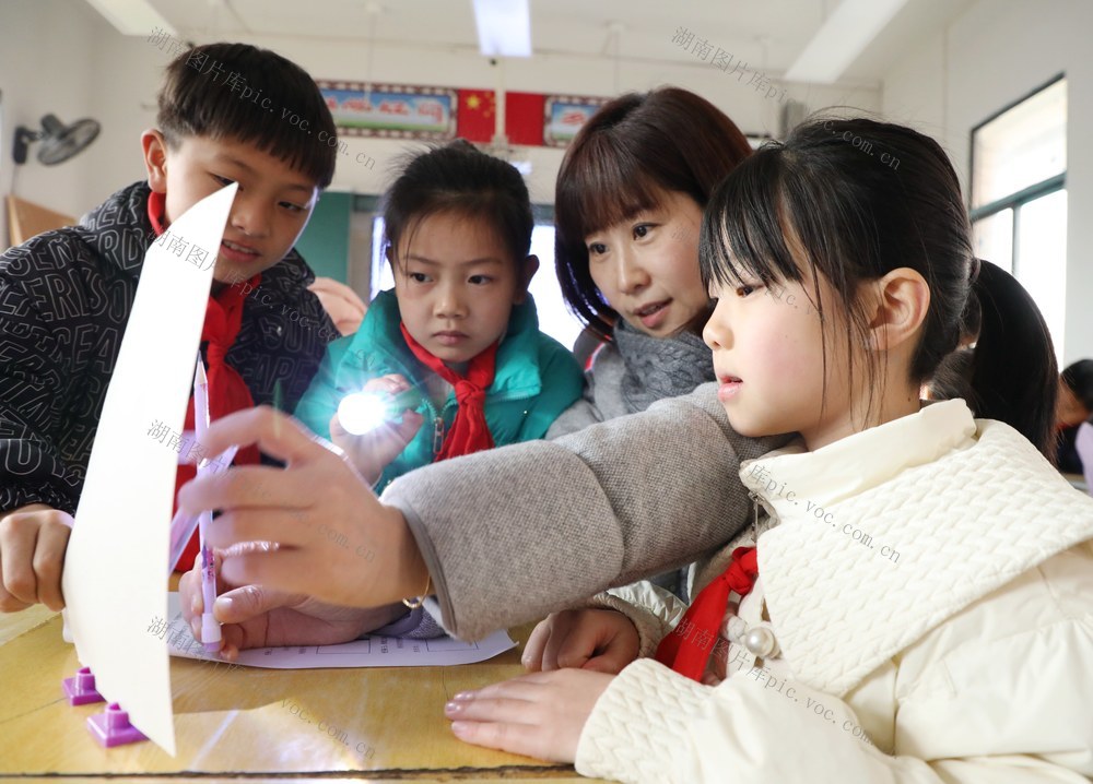  教育帮扶  　送教下乡