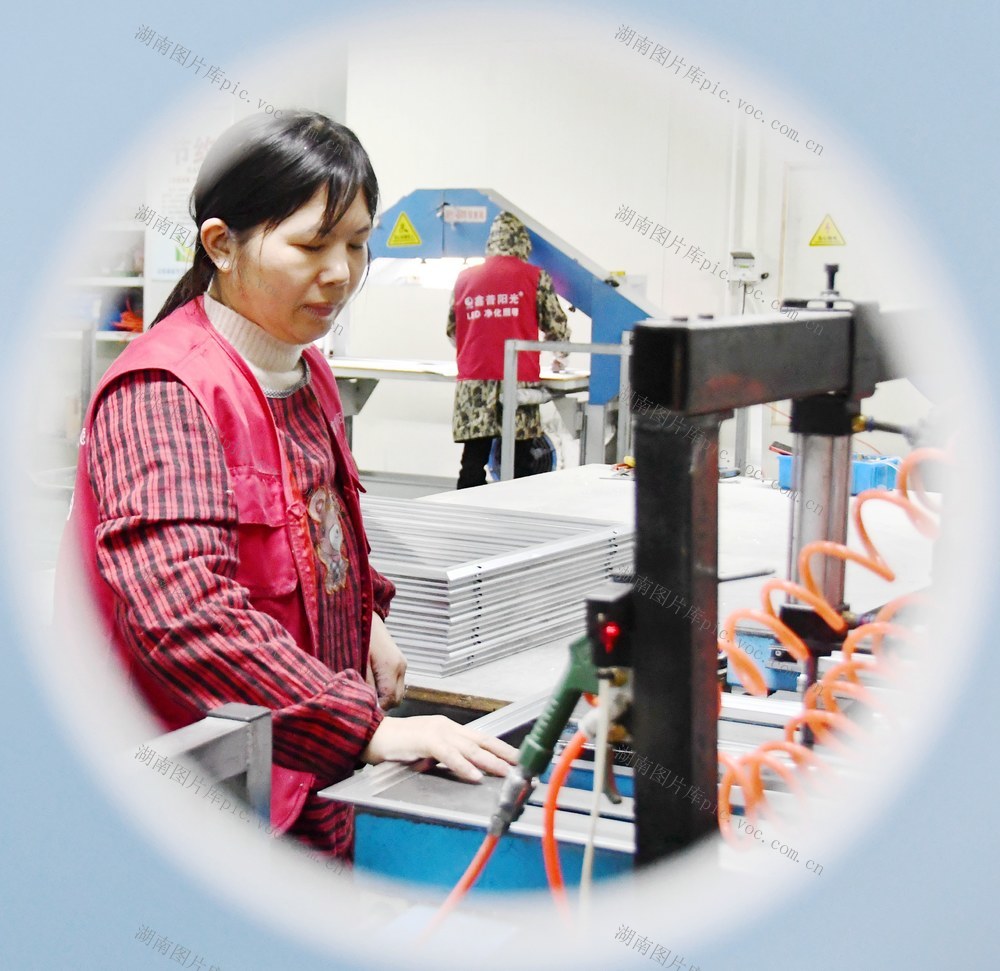 企业满负荷生产