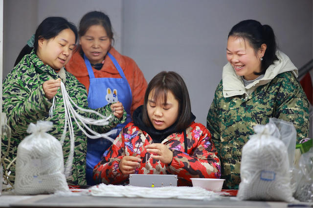 务工、就业、留守妇女、微企集群、民生