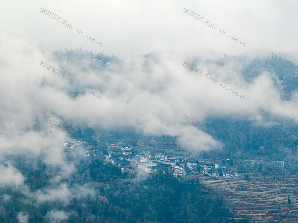 双龙村 云雾 水墨画卷