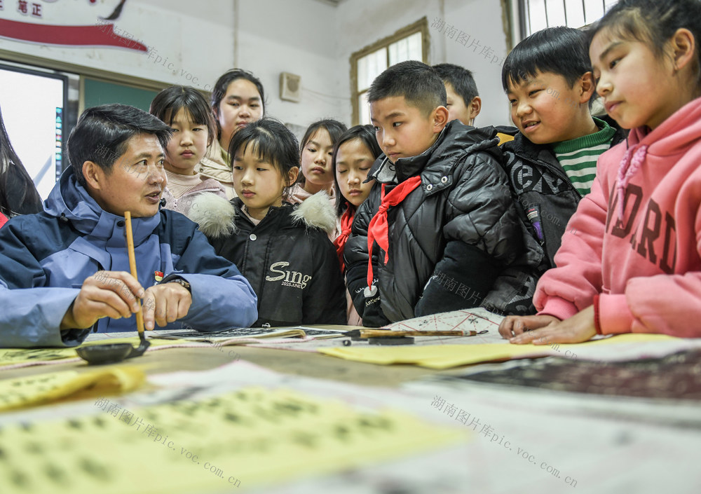 书法进课堂
道县
大课间