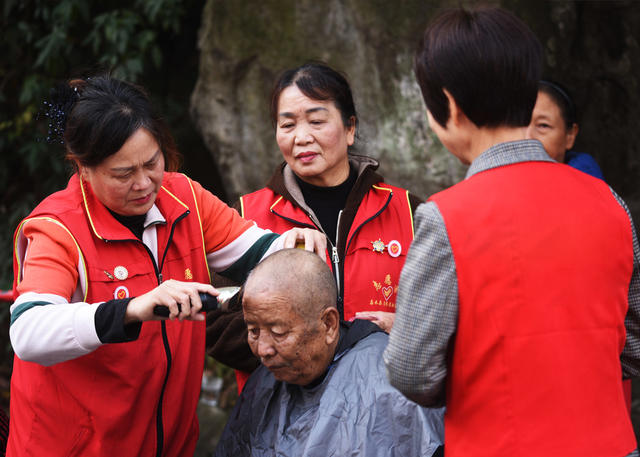 嘉禾：志愿服务进乡村