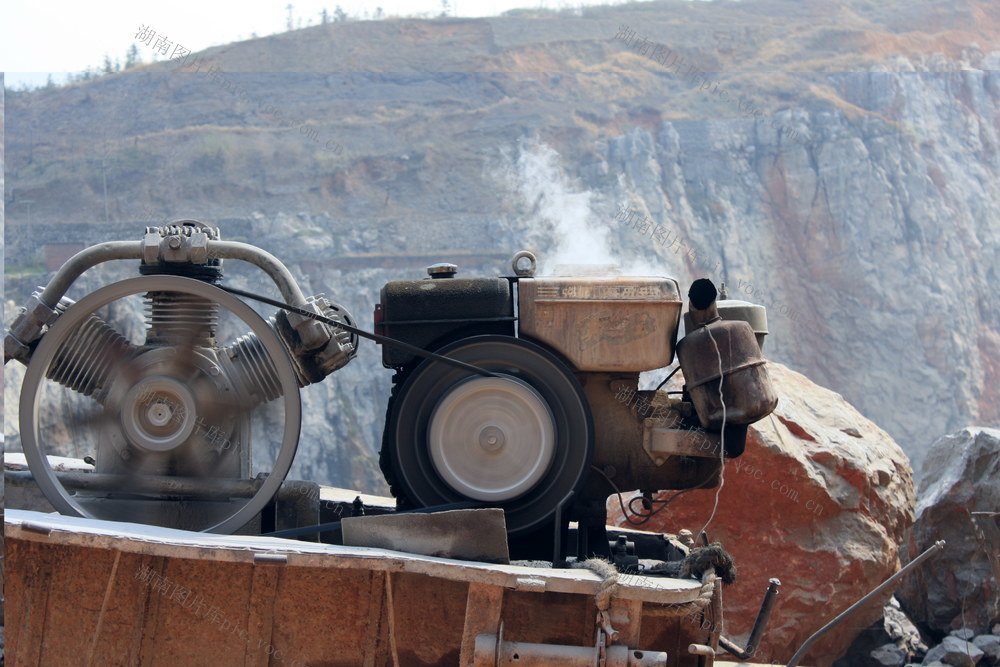 石灰石矿 开采 露天矿产 桃江 灰山港