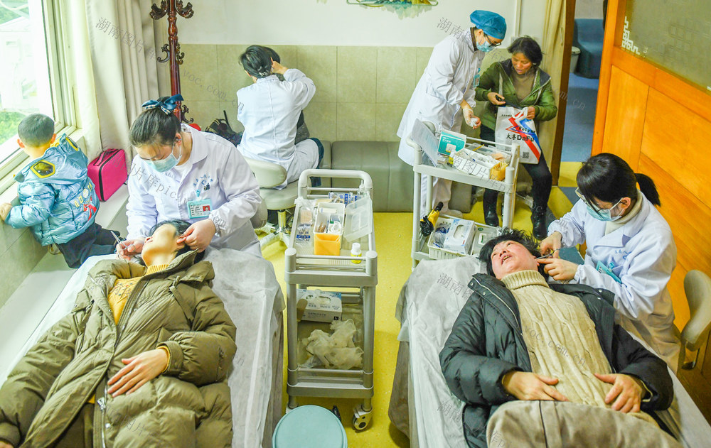 三八
道县
医中
