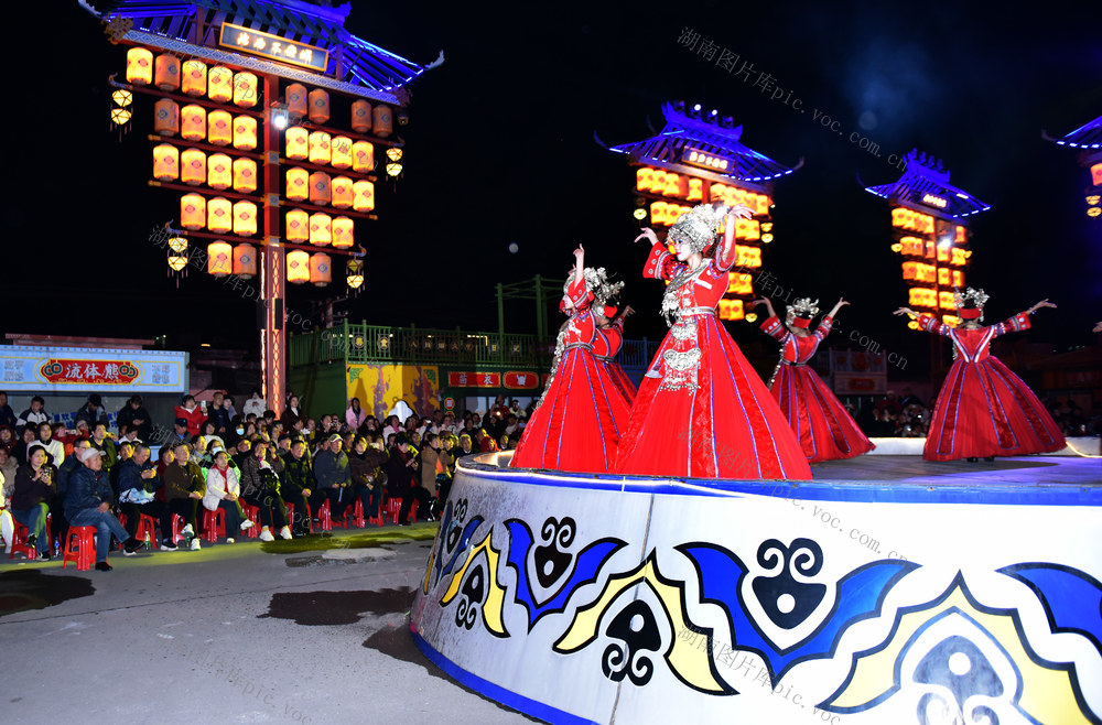 民俗 多彩 游客  文旅