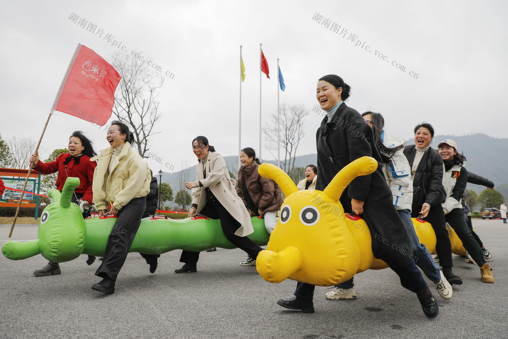 湖南新田：趣味活动欢度三八