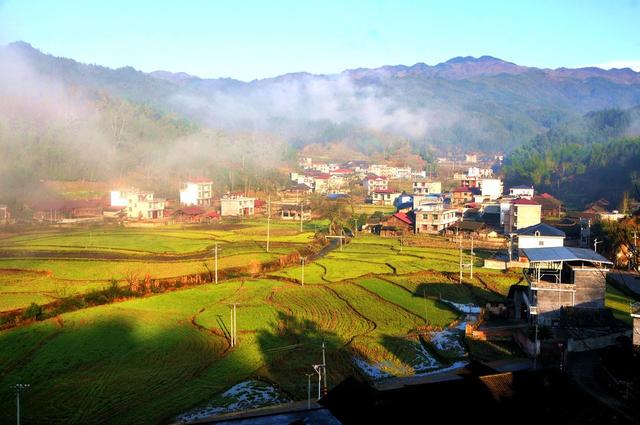 云雾  山峰  壮观