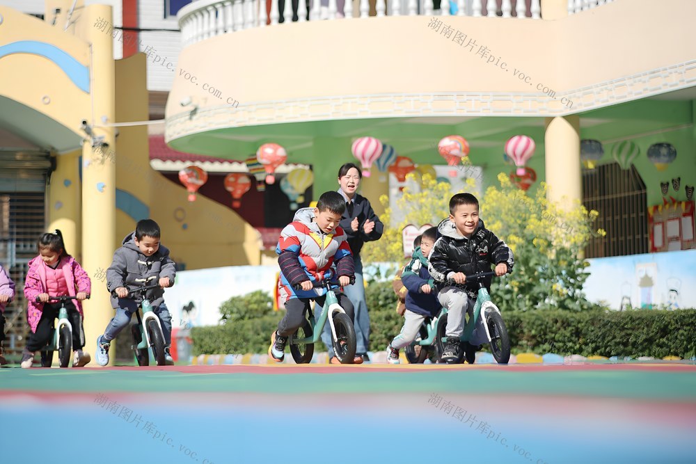 体育、课间、运动、骑行、锻炼