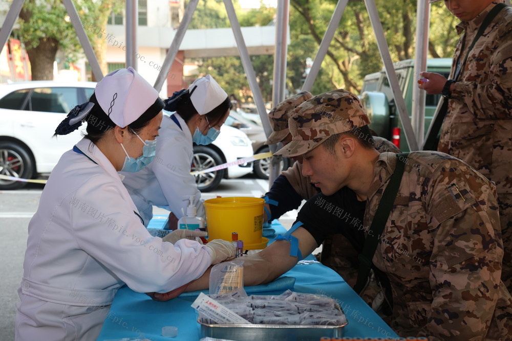 武警 湖南总队 组织 春季 新兵 参加 体格 复检