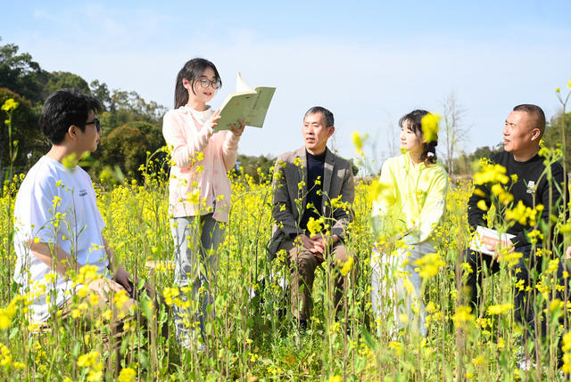 诗歌
世界诗歌日