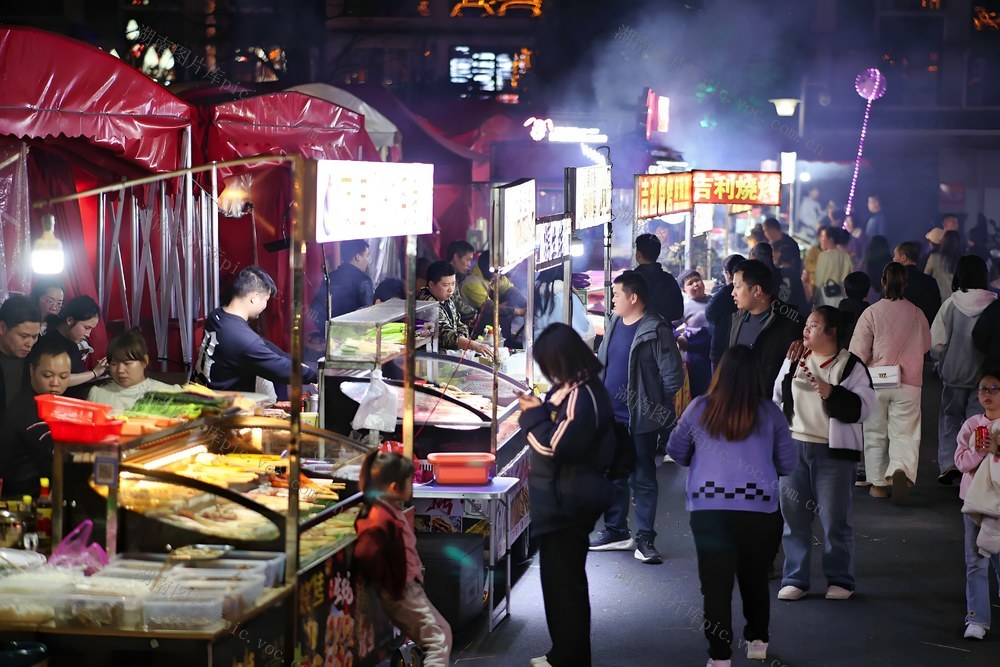 夜经济、消费、提振消费、新业态、县域经济