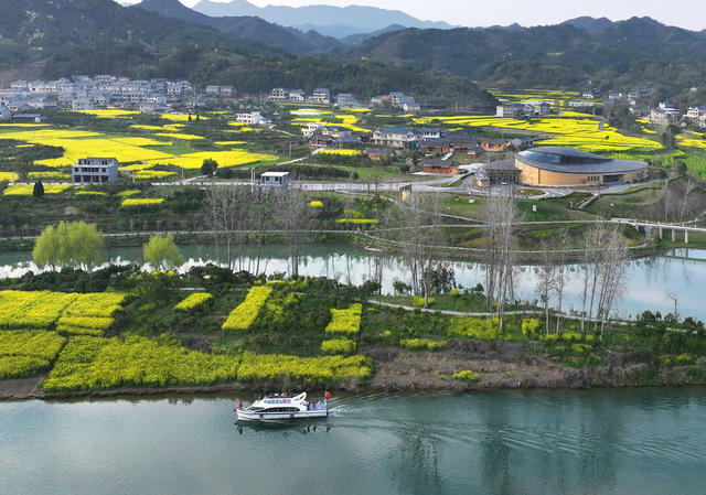 沅水两岸景美如画