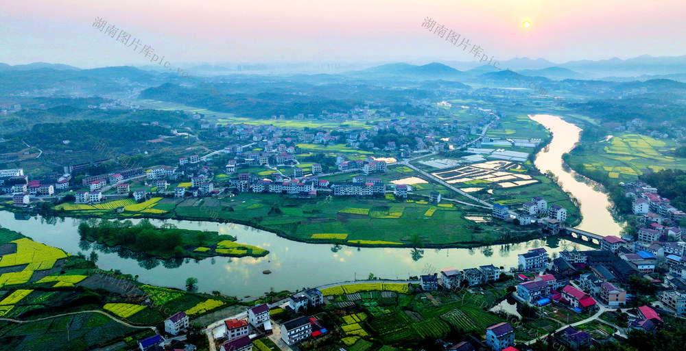 旅游，乡村，新农村，油菜花