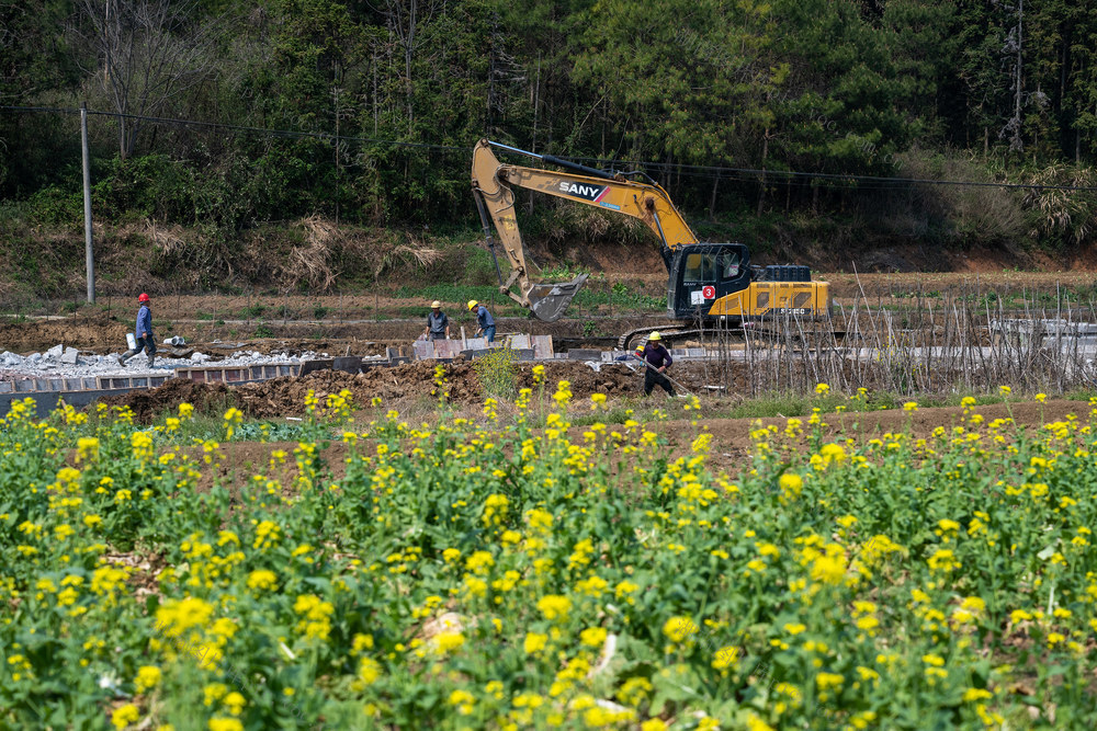 春修水利 农田水利