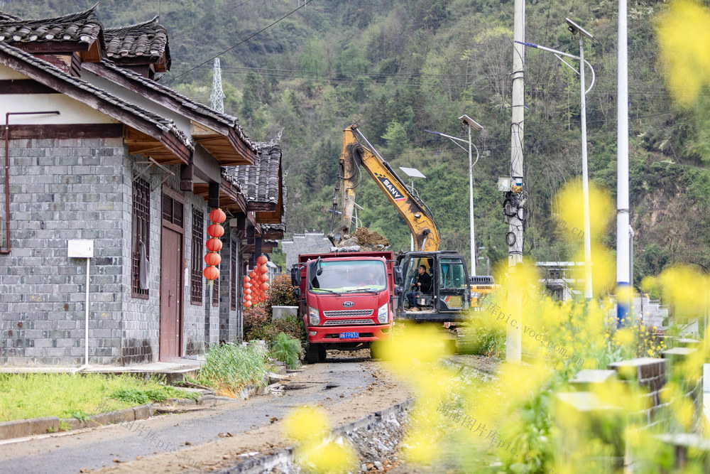 污水管网 搬迁群众 易地搬迁安置区