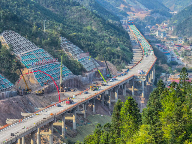 高速
道县