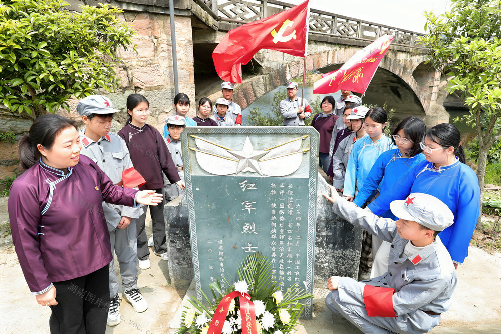 清明 红军墓 村干 党员干部 祭英烈 教育红色故事 鲜活可触 相传