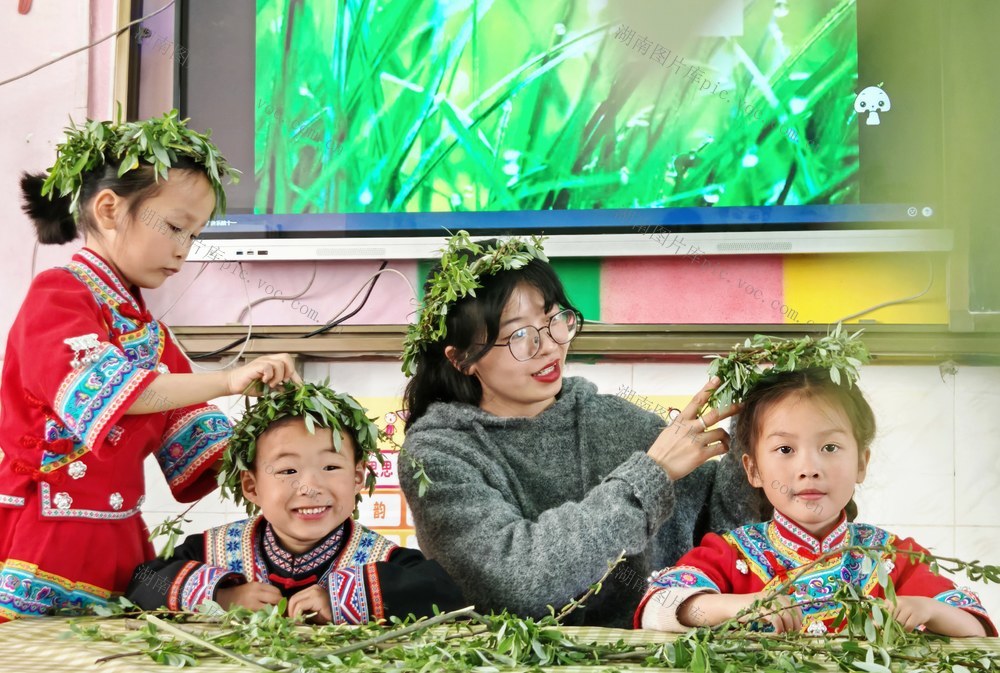 多彩民俗迎清明