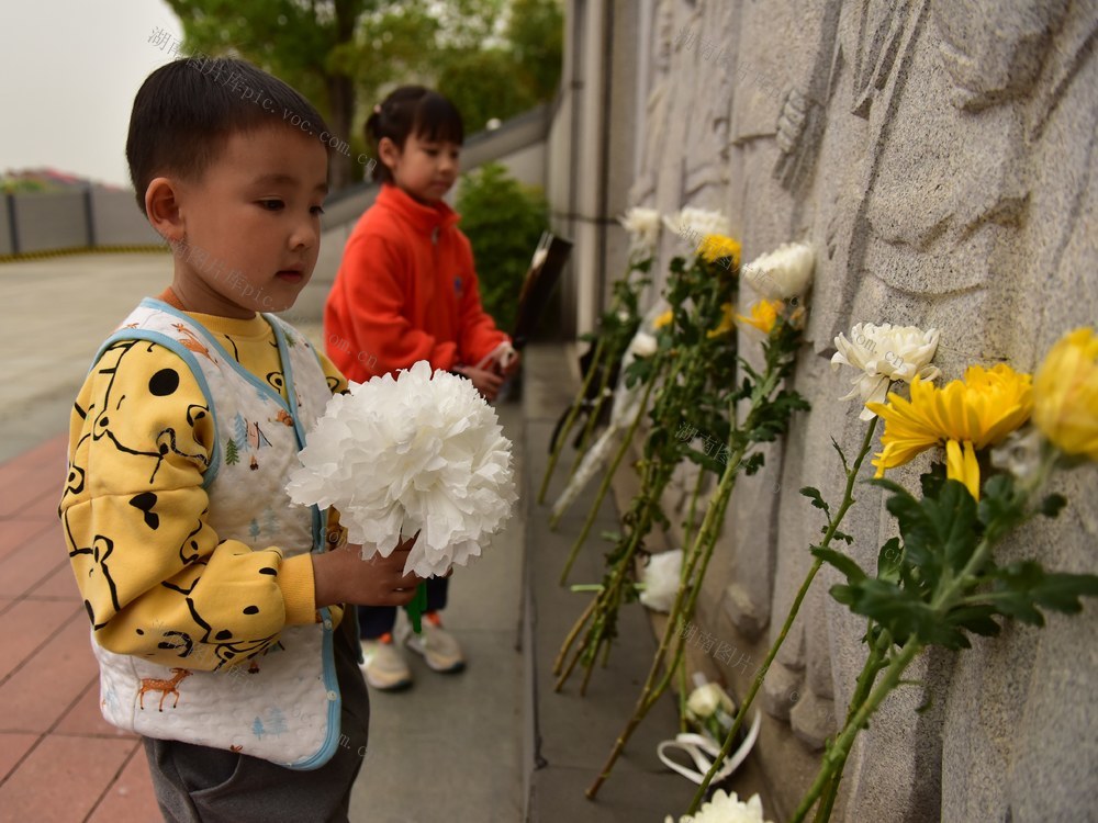 清明节 烈士 雷锋 红色精神