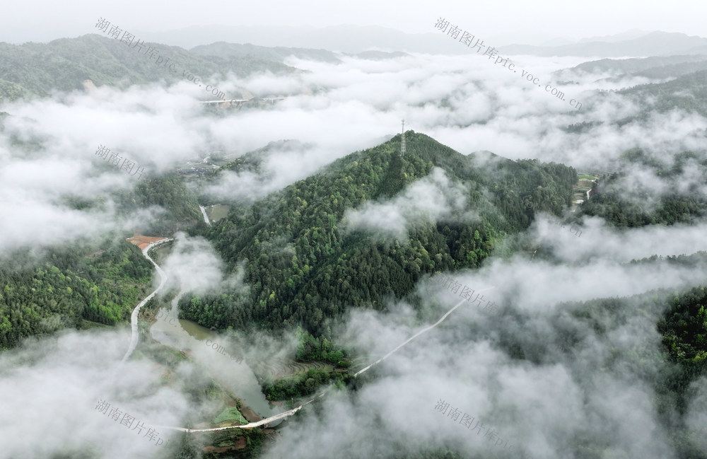 省道S248 城龙高速 云雾 山峦 画卷